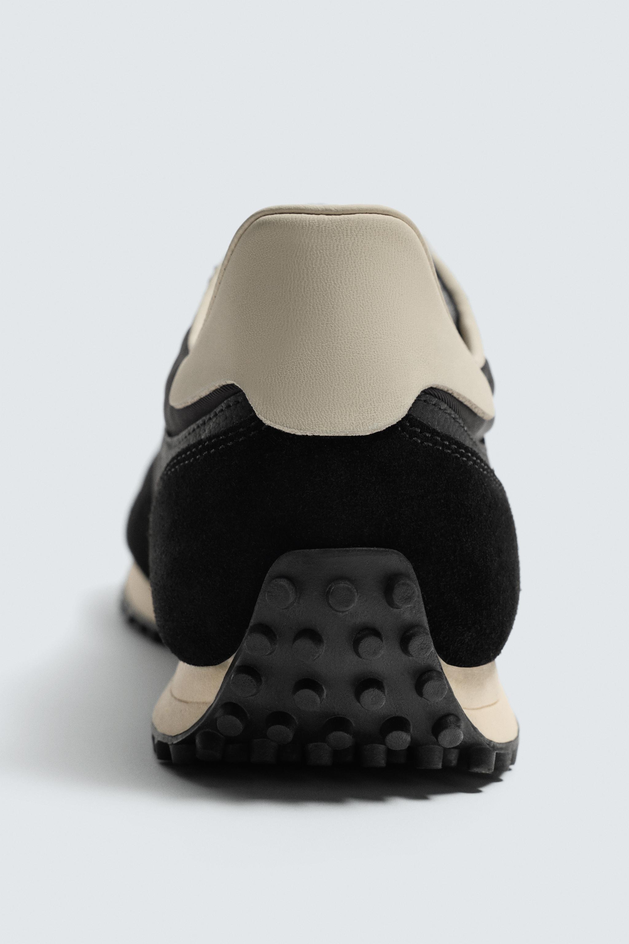 RETRO STYLE SNEAKERS